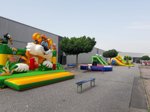 Hüpfburg mieten Leipzig, Hüpfburgenvermietung Halle-Saale